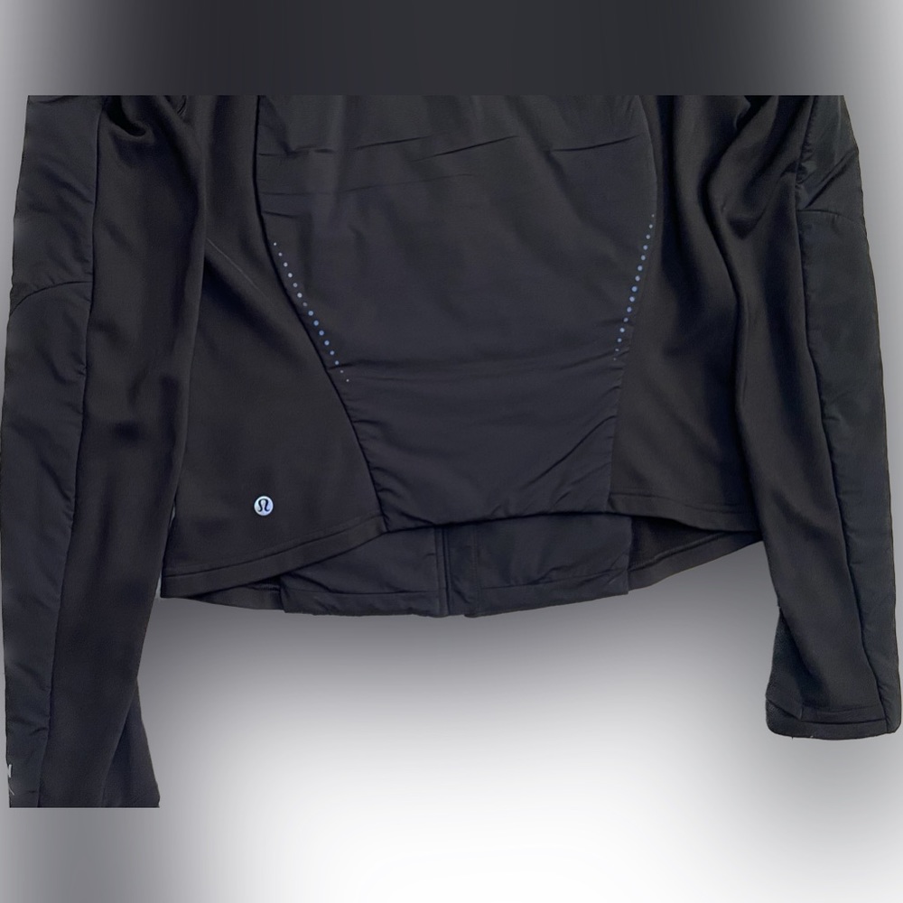 LULULEMON   ❤️❤️ PUSH YOUR PACE JACKET SIZE 10 - Picture 12 of 12